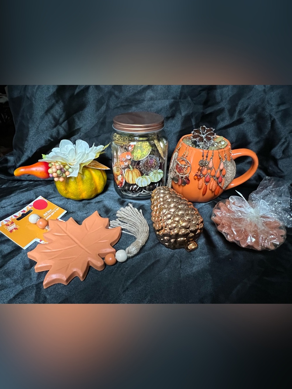 Autumn themed jewelry jar